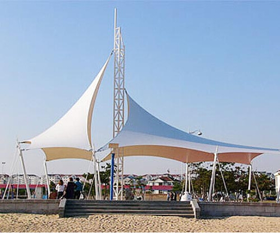 膜構造車棚受人喜歡的原因